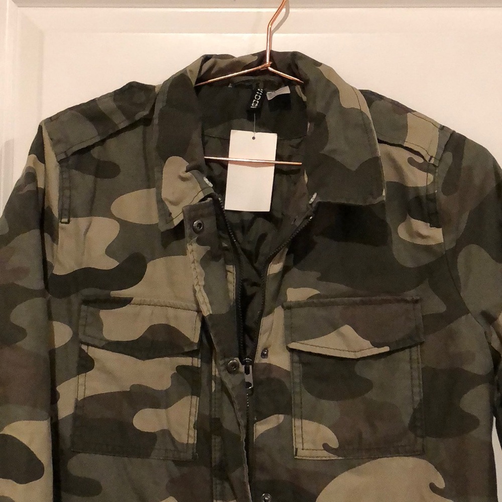 NEW H&M Camo Jacket